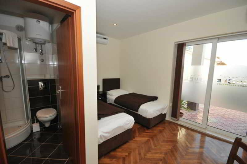 Apartments & Rooms Buble Trogir Luaran gambar